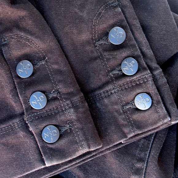 NYDJ Capri Cropped Split Side Buttons Tag Sz 2 - Picture 8 of 8